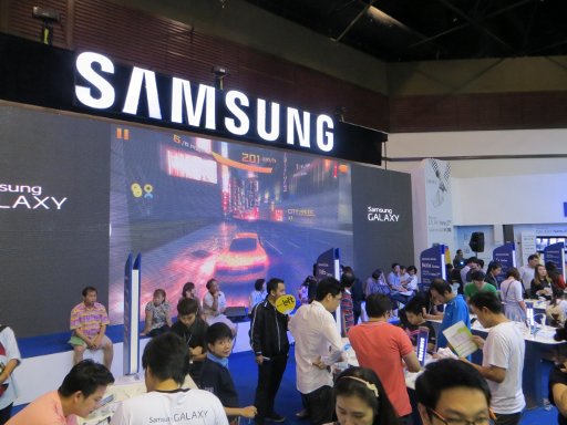 Thailand Mobile Expo 2014, Bangkok, Thailand, Samsung in der großen Ausstellungshalle