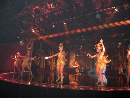 New Calypso Cabaret Show, Bangkok, Thailand, Thailand mit tollen Kostümen