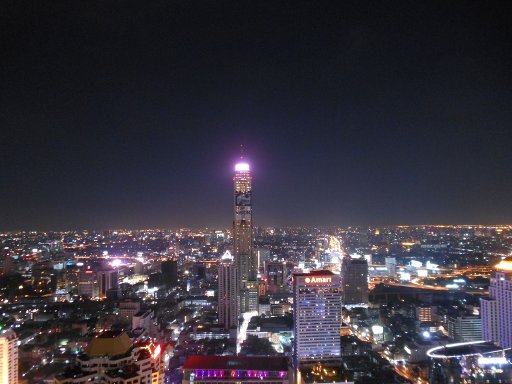 Bangkok, Thailand, Rooftop Bars und Restaurants, Red Sky Bar Centara Grand, Blick auf Baiyoke Sky Hotel