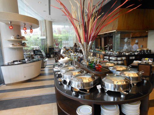 Bangkok, Thailand, Café de Nîmes Restaurant im Grand Sukhumvit Hotel, Mittagsbuffet