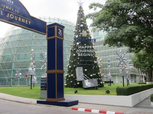 Bangkok, Thailand, Einkaufszentren und Märkte, King Power Complex mit Weihnachtsbaum 2014