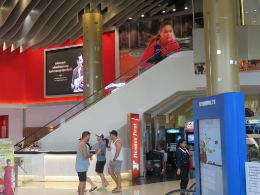 Terminal 21 Asok, Bangkok, Thailand, Hollywood Street mit Fitness First