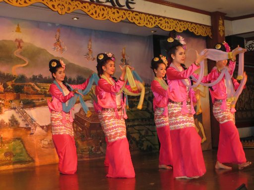 Chiang Mai, Thailand, Kantoke Palace, Fawn Sao Mai Tanz