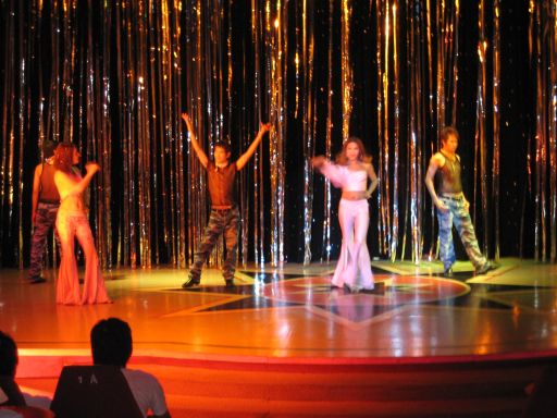 Mambo Cabaret Show, Bangkok, Thailand, Teil der modernen Show