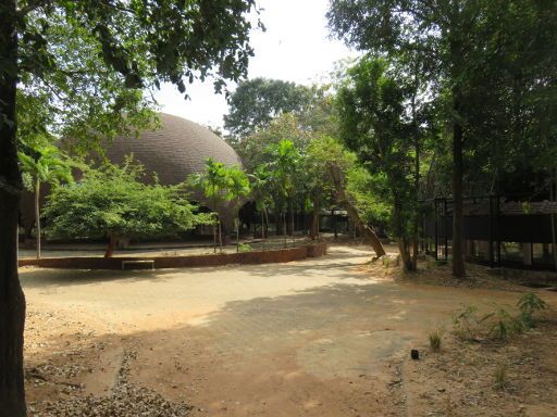 Nakhon Ratchasima Zoo, Nakhon Ratchasima, Thailand, leerstehende Anlagen