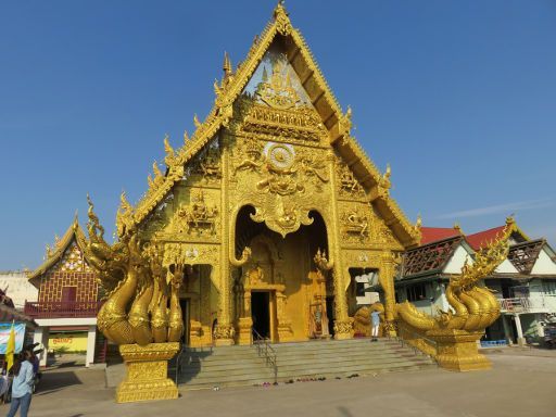 Bus Stadtrundfahrt, Nan, Thailand, Wat Sripantan