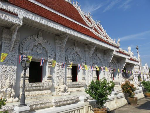 Walking Street, Nan, Thailand, Wat Ming Muang