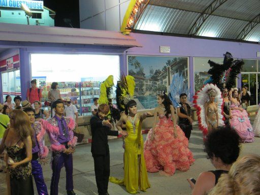 Simon Cabaret, Patong, Phuket Thailand, Fotomöglichkeit mit den Künstlern nach der Show