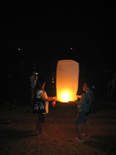 Loy Krathong, 2010, Pattaya, Thailand, beleuchtete Ballons