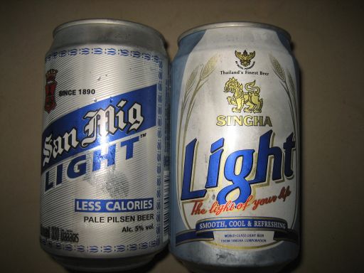 San Mig Light und Singha Light