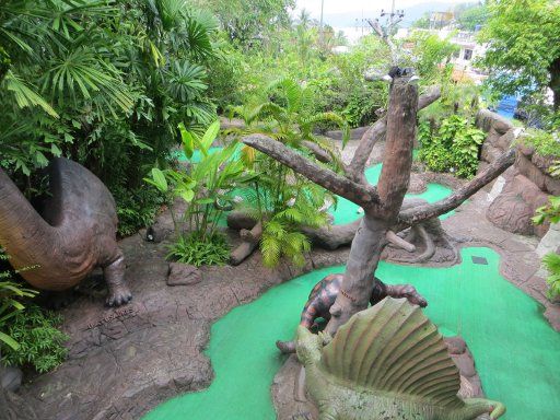 Dino Park Mini Golf, Phuket Thailand, Überblick eines Teiles der Anlage