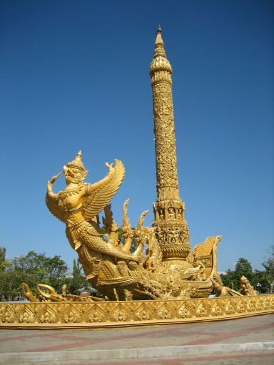 Ubon Ratchathani, Thailand, Kerzen Skulptur