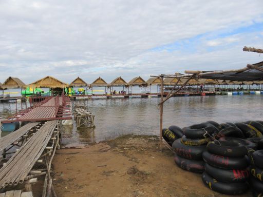 Sirindhorn Damm und Chok Mek Grenze, Ubon Ratchathani, Thailand, Sirindhorn Damm Bademöglichkeit