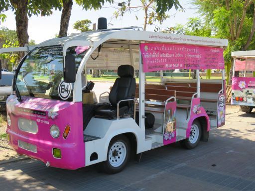 Stadtrundfahrt, Ubon Ratchathani, Thailand, offener Bus