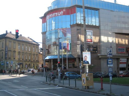 Einkaufen, Budapest, Ungarn, Einkaufszentrum Mammut® Außenansicht im August 2012