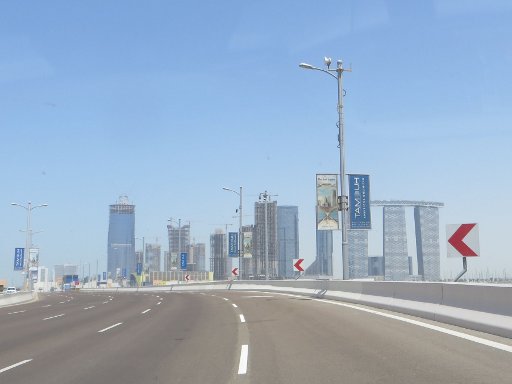 Al Reem Island, Abu Dhabi, Vereinigte Arabische Emirate, Anfahrt über die Brücke, Hazza Bin Zayed Street