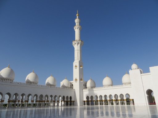 Scheich Zayed Moschee, Abu Dhabi, Vereinigte Arabische Emirate, Moscheeplatz