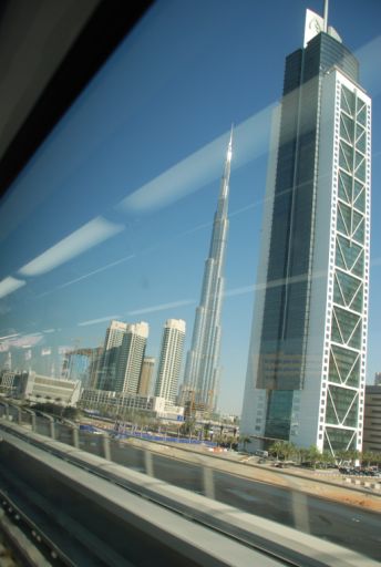 Dubai, Vereinigte Arabische Emirate, Burj Khalifa, Größe im Vergleich
