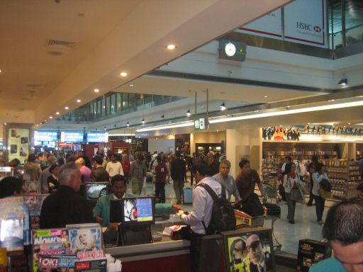 Dubai International Airport Terminal 3, Emirates®, Vereinigte Arabische Emirate, Duty Free Bereich