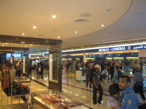 Dubai International Airport Terminal 3, Emirates®, Vereinigte Arabische Emirate, Duty Free Bereich