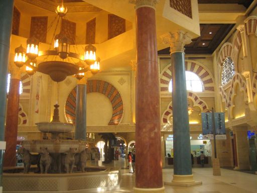 Shopping Malls, Dubai, Vereinigte Arabische Emirate, IBN Battuta Mall, Andalusien