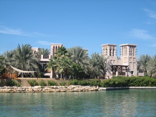 Dubai, Vereinigte Arabische Emirate, Souk Madinat Jumeirah, Malakiya Villas