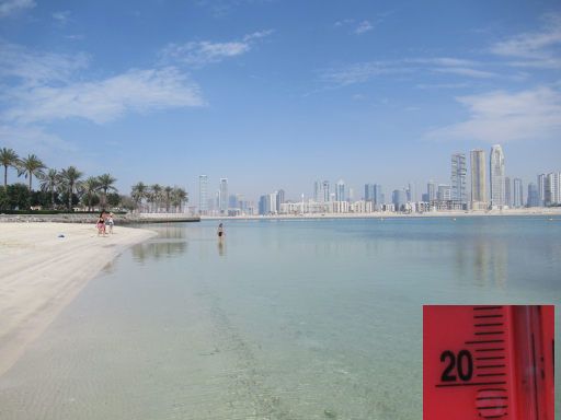 Al Mamzar Park und Strand, Dubai, Vereinigte Arabische Emirate, Wassertemperatur 25&deg; Celsius