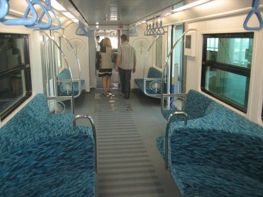 Palm Jumeirah Monorail, Dubai, Vereinigte Arabische Emirate, Fahrgastraum mit Sitzpl&auml;tzen