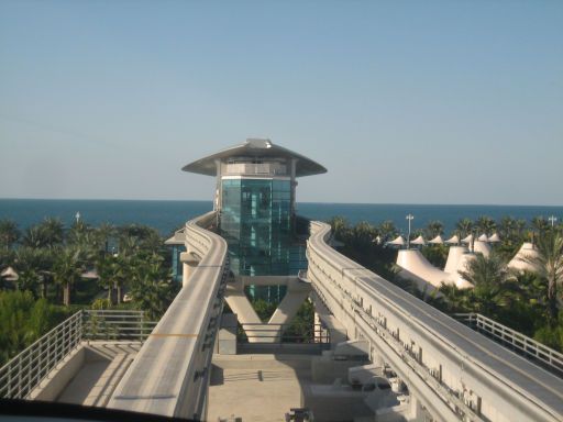 Palm Jumeirah Monorail, Dubai, Vereinigte Arabische Emirate, Atlantis Aquaventure Station
