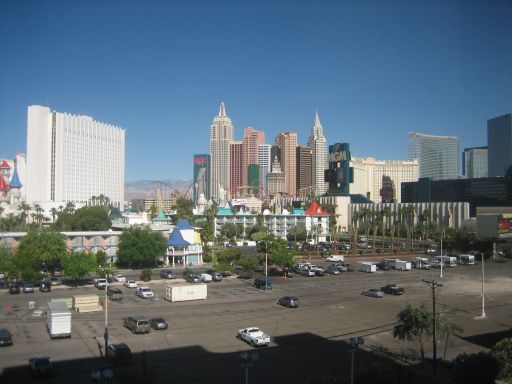 Hooters® Casino Hotel, Las Vegas, Nevada, USA, Ausblick vom Ocean View Zimmer 743