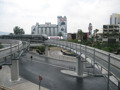 Monorail, Las Vegas, Nevada, Zug in der Nähe einer Station