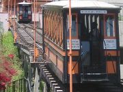 Angels Flight® Railway, Los Angeles, Kalifornien, Wagen auf der Fahrstrecke