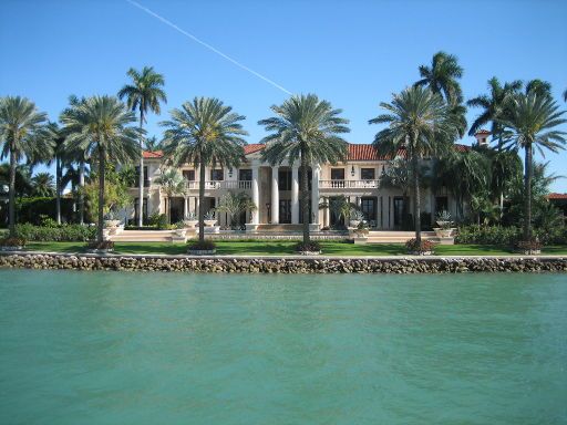 Captain Jimmy’s Fiesta Cruises, Miami, Florida, Vereinigte Staaten von Amerika, Anwesen auf einer der Inseln
