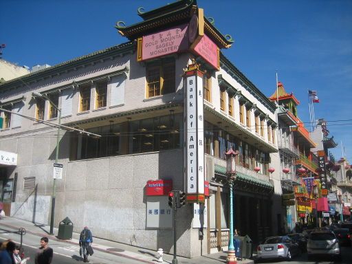 Chinatown, San Francisco, Vereinigte Staaten von Amerika, Gold Mountain Monastery und Bank of America in der Grant Avenue