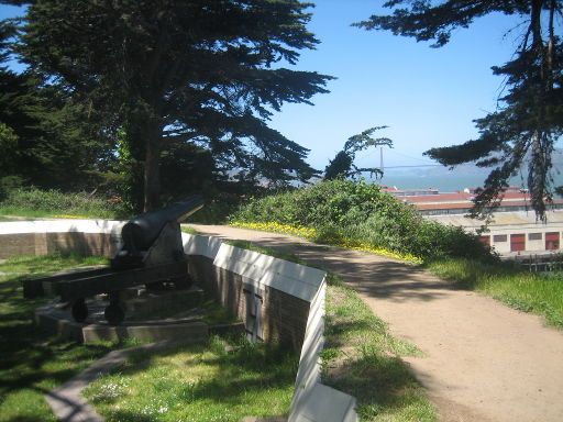 Fort Mason Historic District, San Francisco, Vereinigte Staaten von Amerika, Kanone von 1797