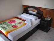 Sunflower One Hotel, Cat Ba, Vietnam, Queensize Bett